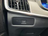 Volvo V90 B4 AWD Cross Country - náhled 13