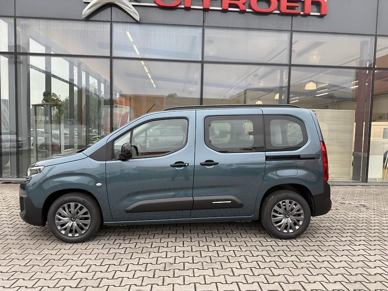 Citroën Berlingo (2026) PLUS Petrol 110k Manual     - fotka 3 z 11