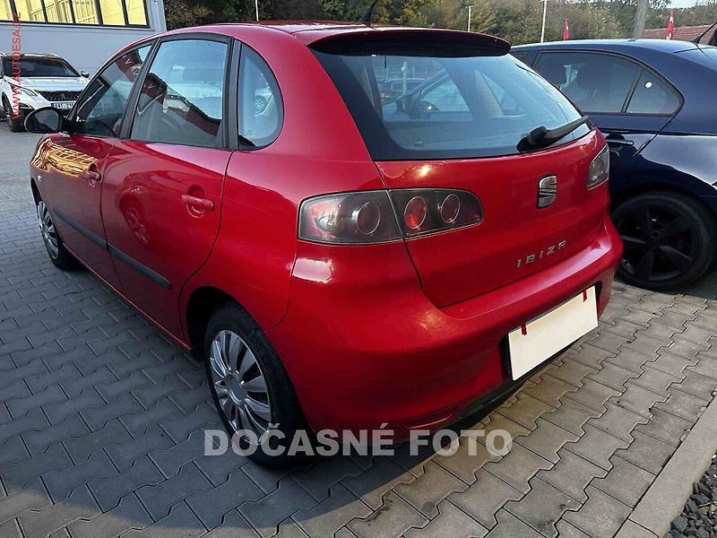 Seat Ibiza (2008) 1.4i, 2.maj,ČR, AC - fotka 2 z 3