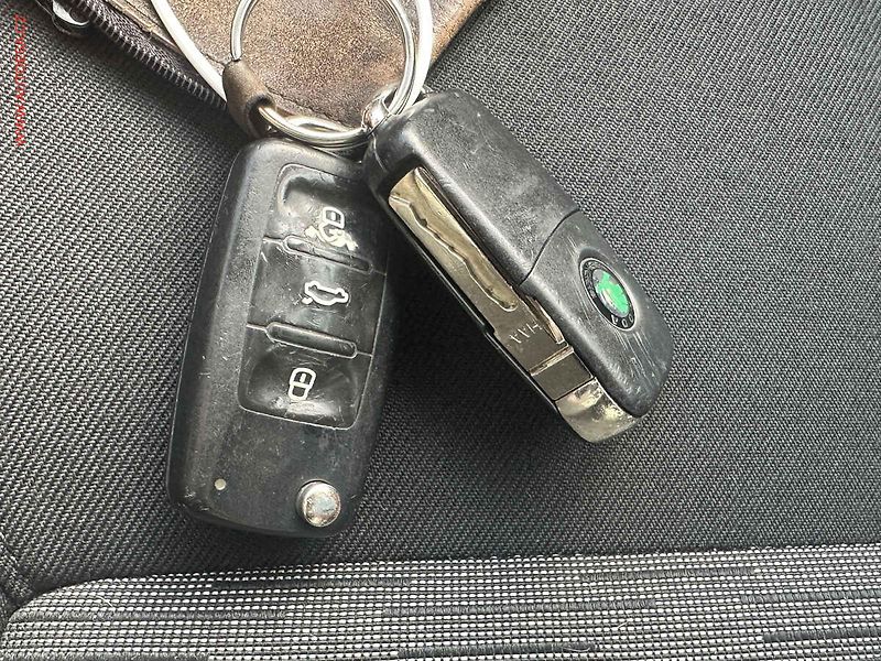Škoda Octavia (2013) 2.0TDi, DSG, navi - fotka 20 z 20