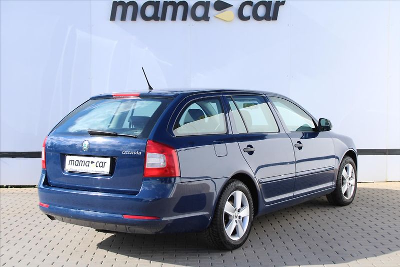 Škoda Octavia 1.6 TDI 77kW SERVISNÍ KNIHA ČR - fotka 3 z 3