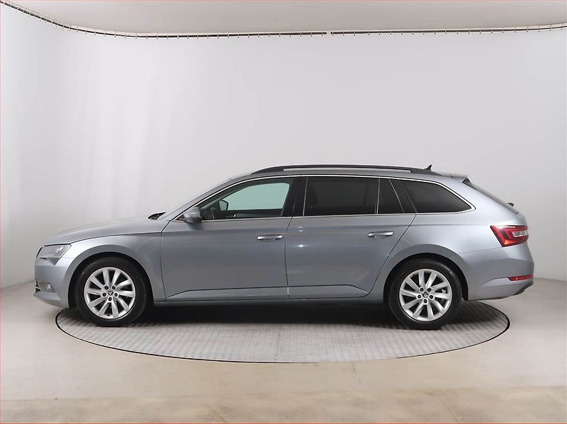 Škoda Superb (2016) Ambition Plus 2.0 TDI, Automat - fotka 3 z 19