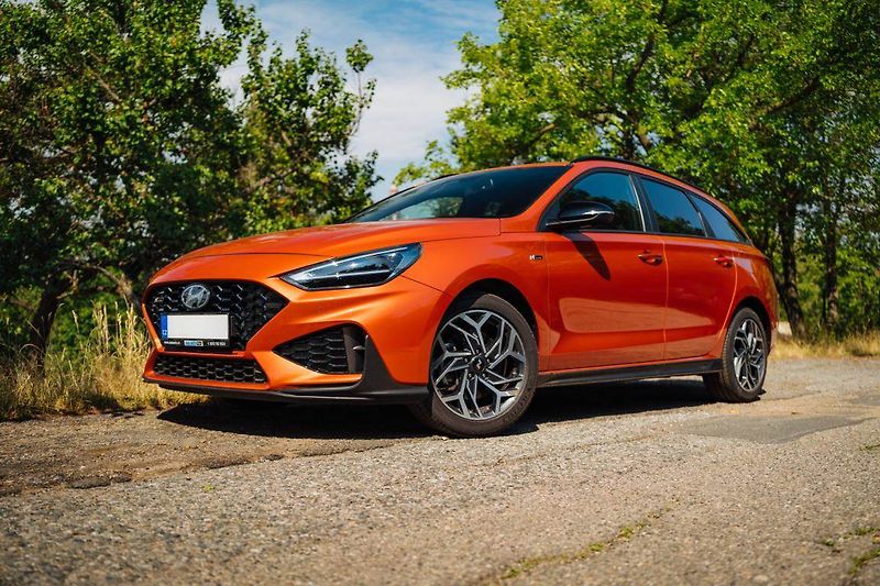Hyundai i30 (2025) 1.0 T-GDI, N-LINE, DPH - fotka 5 z 26