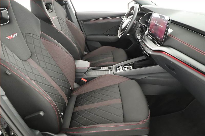 Škoda Octavia (2025) RS 2.0 TSI, RS, KEYLESS - fotka 7 z 20
