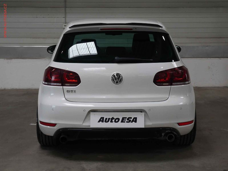 Volkswagen Golf (2009) 2.0TSi, servis.kniha - fotka 5 z 17
