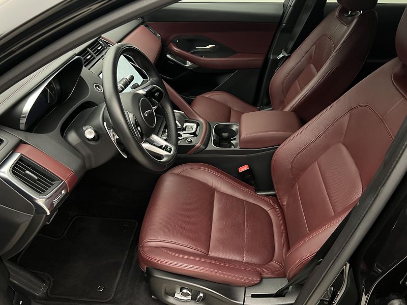 Jaguar E-Pace P200 S AWD AUT CZ - fotka 3 z 46