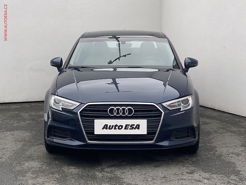 Audi A3 (2017) 1.6 TDi, Bixen, panor, kůže - fotka 2 z 20