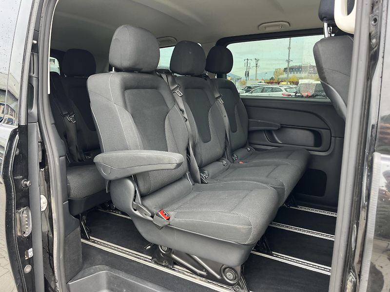 Mercedes-Benz Třídy V (2018) V 250 D -EXTRA LONG 4MATIC - fotka 8 z 13