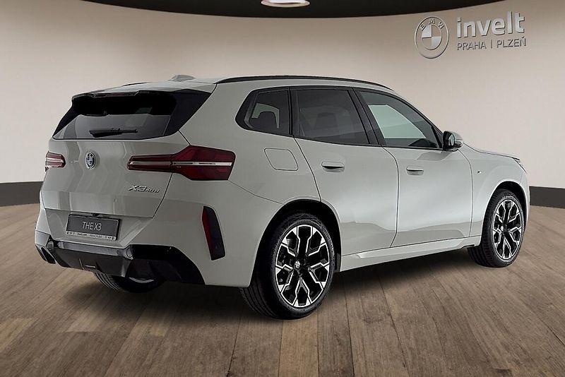 BMW X3 xDrive40d - fotka 3 z 19