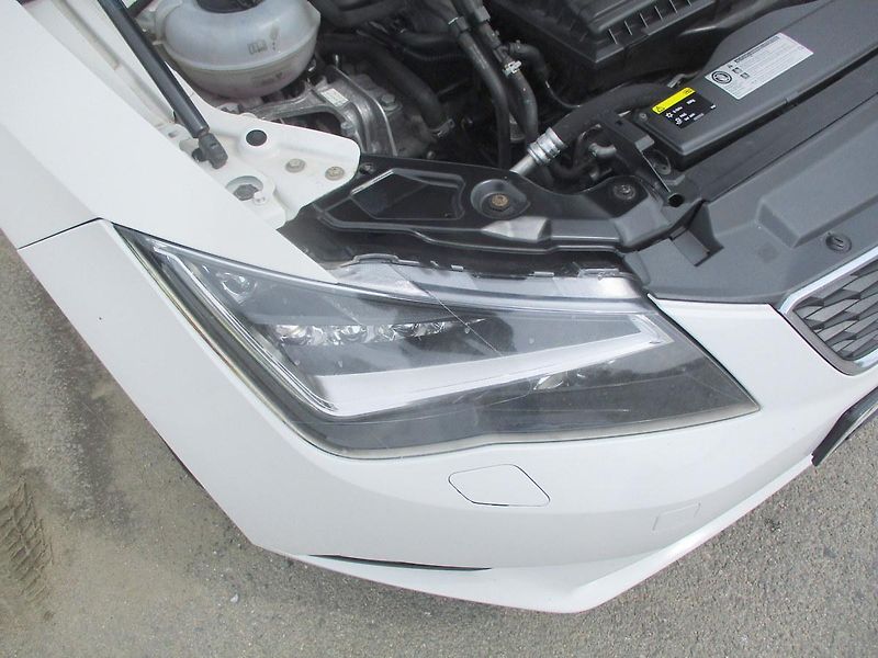Seat Leon 1,2TSi 77kW STYLE FULL LED - fotka 47 z 48