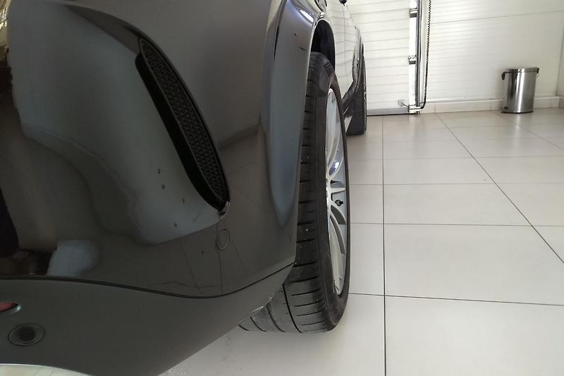 Mercedes-Benz GLE (2021) 350 de 4MATIC AMG Plug-in Hy - fotka 7 z 19