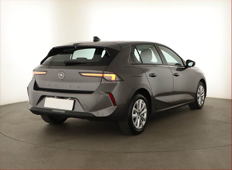 Opel Astra (2023) Edition 1.2 Turbo, Serv.kniha - fotka 5 z 19