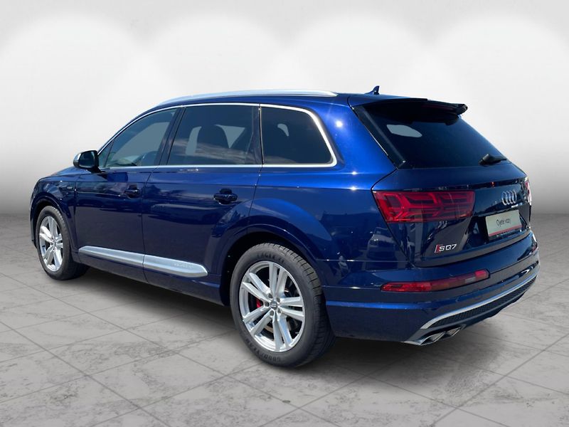 Audi SQ7 4,0 TDI - fotka 7 z 27