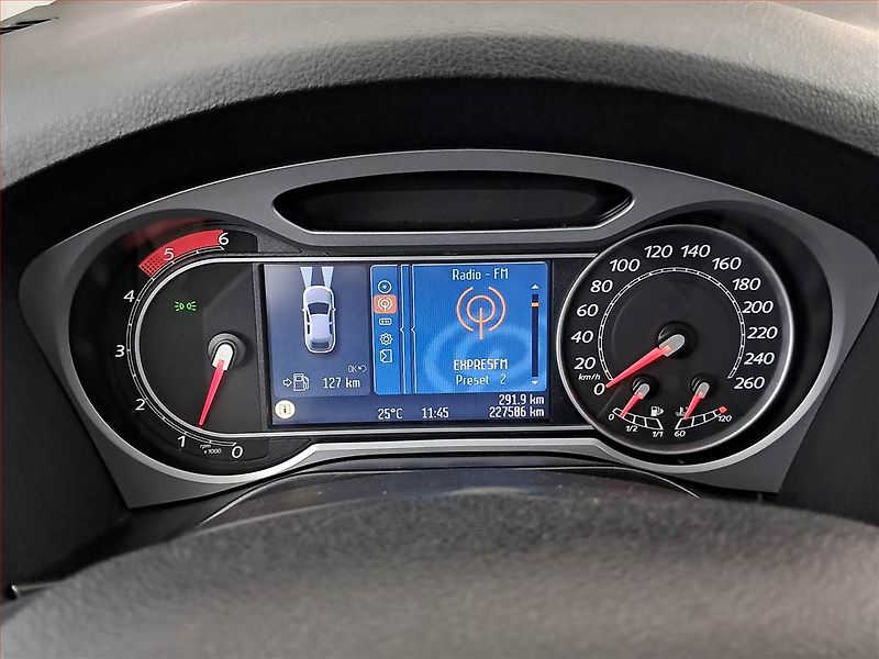 Ford S-MAX (2009) 2.0 TDCi, 7 míst, Tempomat - fotka 11 z 20