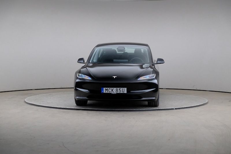 Tesla Model 3 Long Range AWD Tažné - fotka 3 z 26