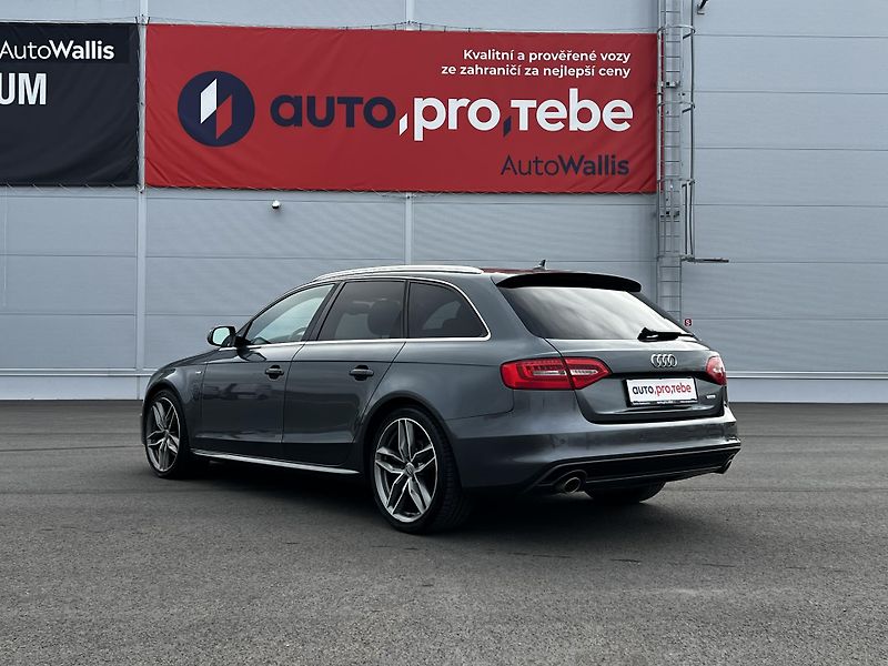 Audi A4 3.0TDI 180kW Quattro S-LINE  - fotka 5 z 27
