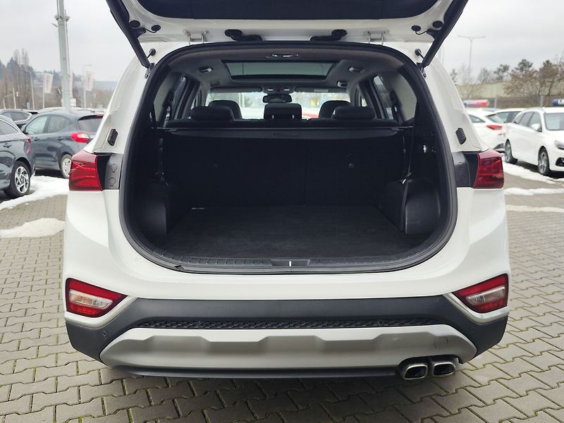 Hyundai Santa Fe 2.2 CRDI/147kW PRM LUX PNM 4x4 - fotka 9 z 40