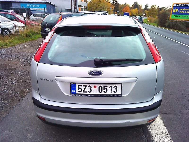 Ford Focus 1.6i,74 kW, automat!, nová STK - fotka 4 z 24