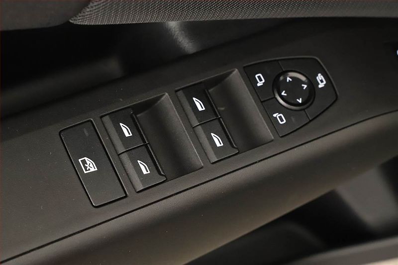 BMW X3 (2025) 20 xDrive - fotka 23 z 26