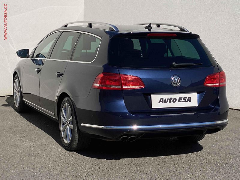 Volkswagen Passat (2014) 2.0 TSi, Highline, bixen - fotka 6 z 17