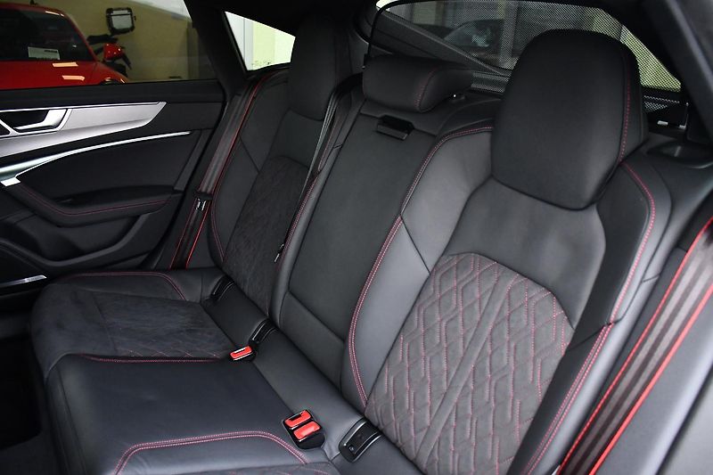Audi S7 55TDI QUATTRO 4L-ZÁRUKA ČR 1.M - fotka 20 z 44