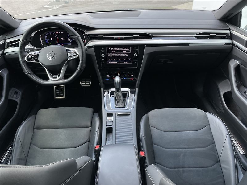 Volkswagen Arteon 2,0 TSI DSG R-Line Kamera - fotka 6 z 24