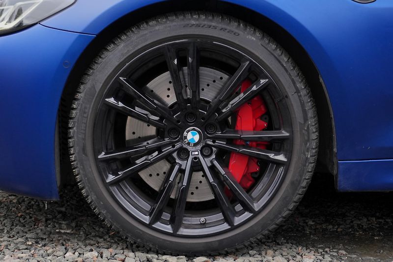 BMW M5 Competition, Tažné, PPF, ACC - fotka 4 z 42