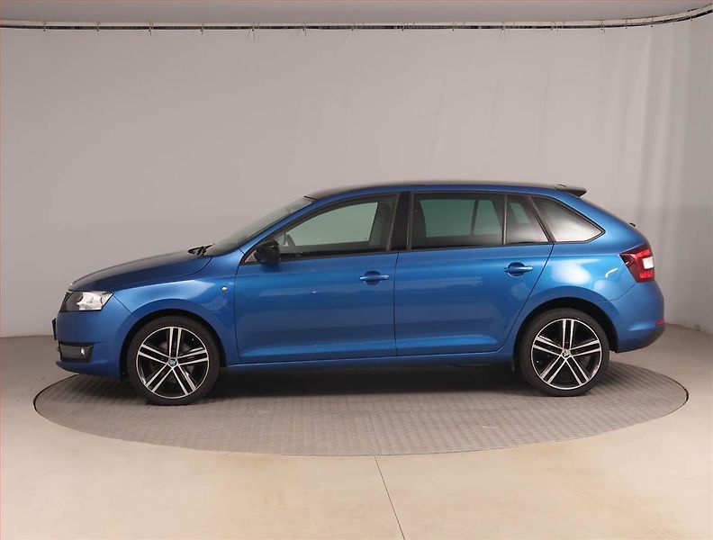 Škoda Rapid (2015) Spaceback 1.2 TSI, Tempomat - fotka 3 z 17
