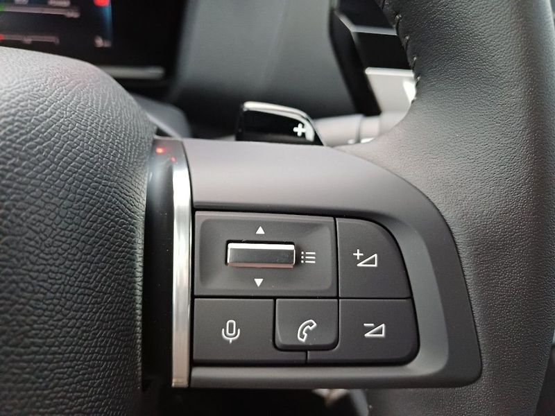 Citroën C4 YOU Hybrid 110k Automatic - fotka 32 z 35