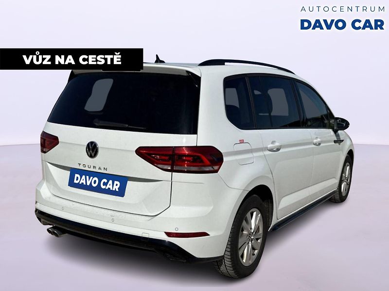 Volkswagen Touran 2,0 TDI DSG R-Line 1.Maj DPH - fotka 4 z 12