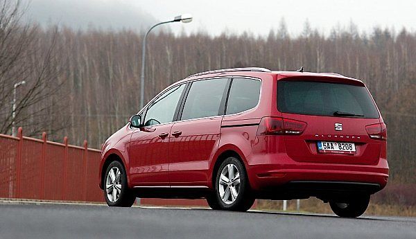 Seat Alhambra.