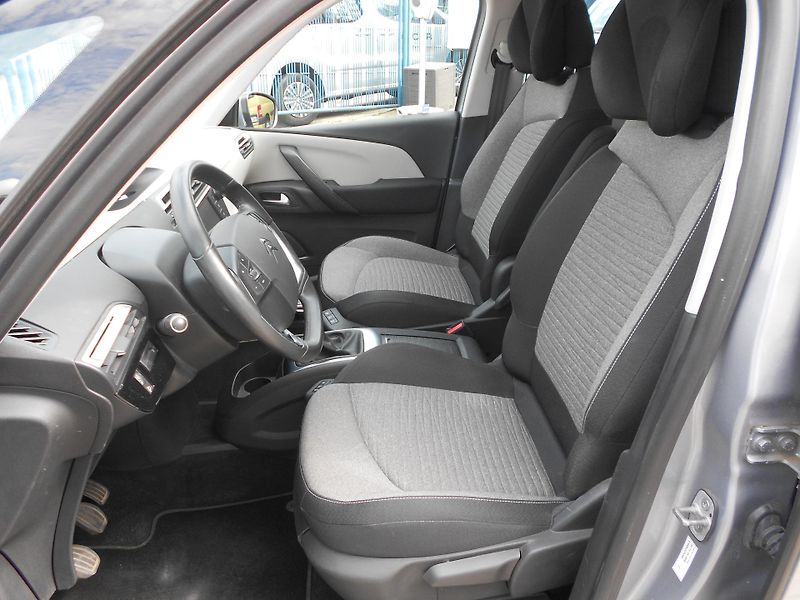 Citroën Grand C4 SpaceTourer FEEL 1,5HDi 7 míst DPH ČR - fotka 10 z 18