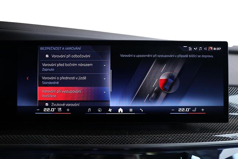 BMW i7 M70 - fotka 18 z 38