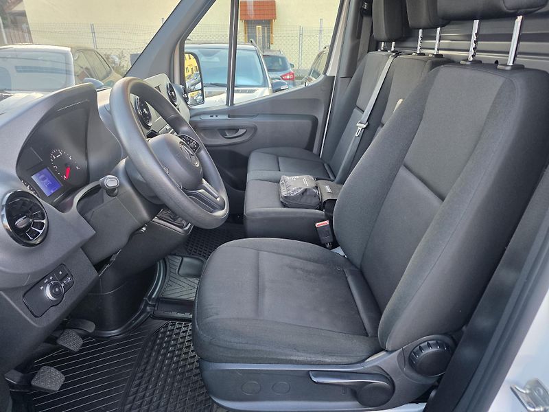 Mercedes-Benz Sprinter 200CDI Navigace Kamera  - fotka 24 z 34