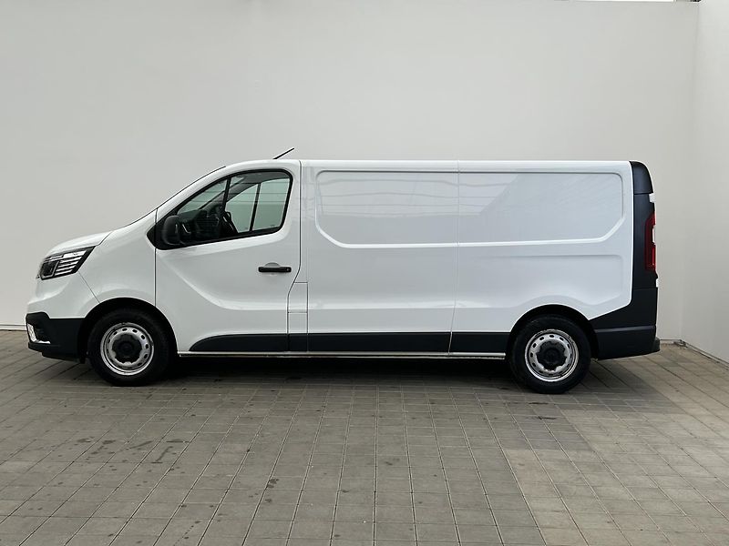 Renault Trafic 2.0 dCi Furgon L2H1 - fotka 2 z 24