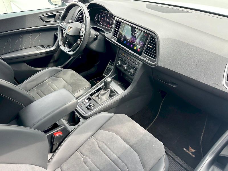Cupra Ateca (2023) 2.0 TSI 221 kW Tribe Edition D - fotka 8 z 27