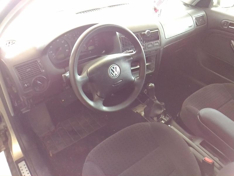 Volkswagen Golf (2003) IV,1,4I,55KW,BASTLER,DODĚLÁVKA - fotka 14 z 16