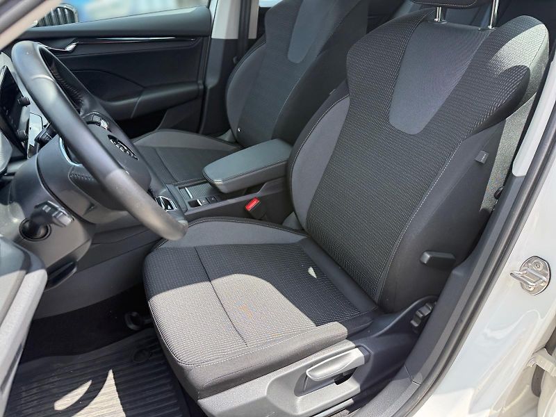 Škoda Octavia (2023) AMBITION 2.0TDI 110kW CZ DPH - fotka 7 z 11