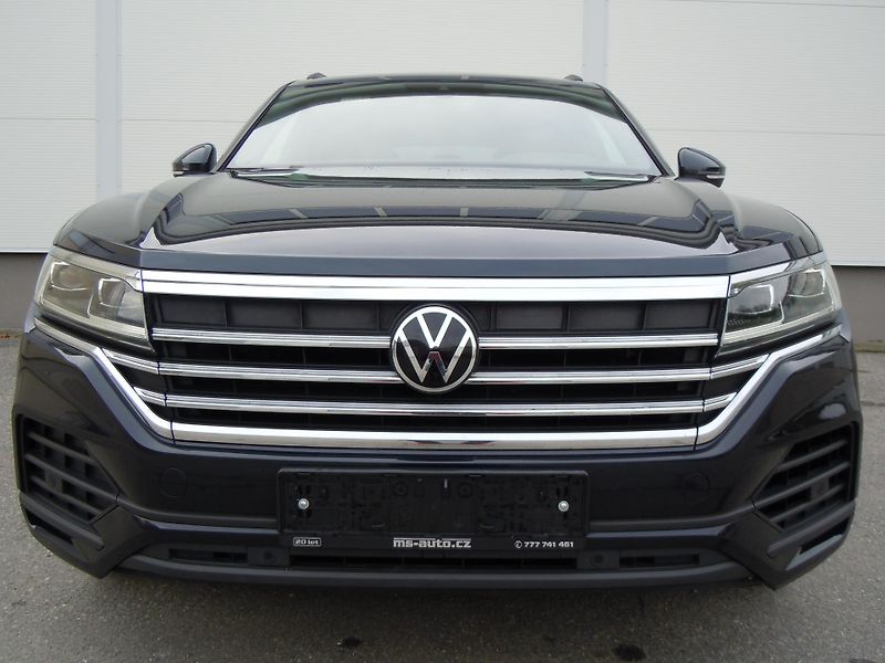 Volkswagen Touareg 3,0TDI VZDUCH KŮŽE HUD TAŽNÉ - fotka 6 z 40