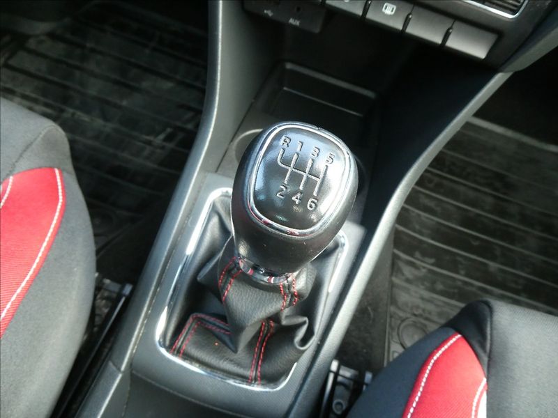 Škoda Rapid 1,2 TSi 77kW MONTE CARLO,2xkol - fotka 33 z 43