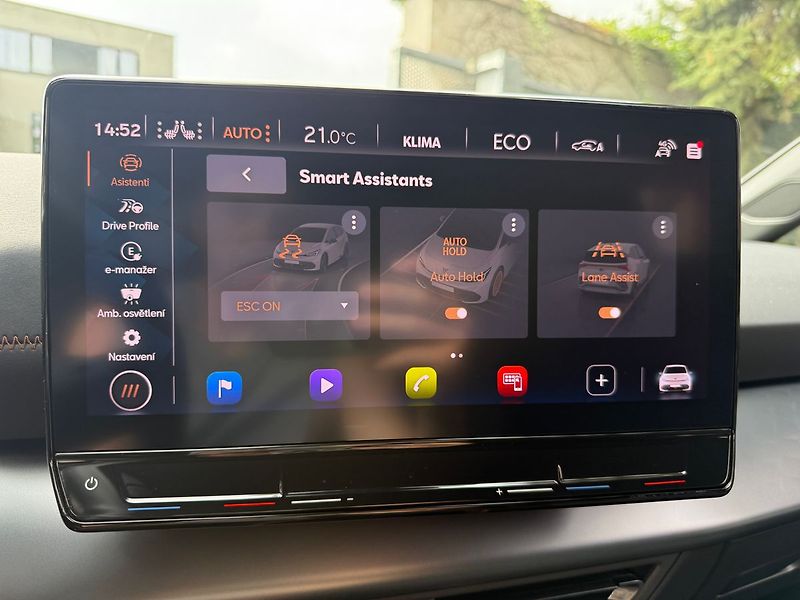 Cupra Born 62 kWh / HUD / FULL LED - fotka 24 z 40