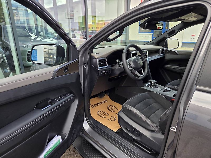 Volkswagen Amarok (2026) 3.0 TDI V6 DARK BLACK - fotka 11 z 45