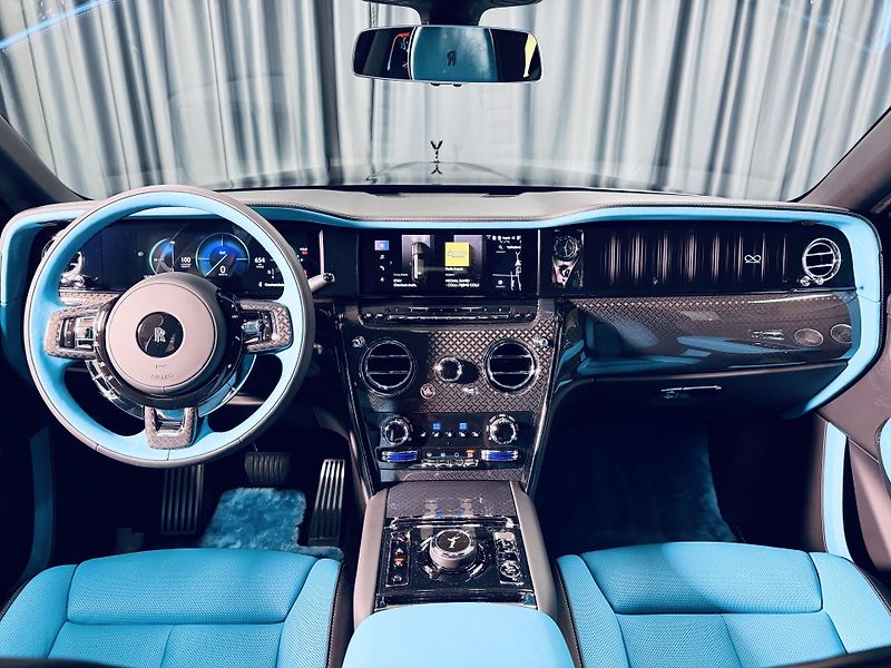 Rolls-Royce Cullinan (2026) Black*Bad*SHOOTING STARS*TIFFA - fotka 45 z 49