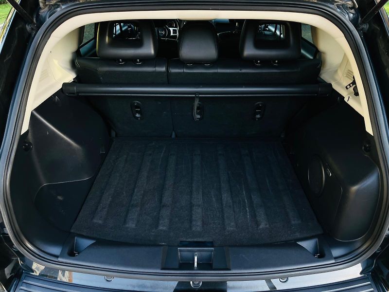 Jeep Compass 2.4i 4x4 AUT KAMERA TAŽNÉ - fotka 21 z 47