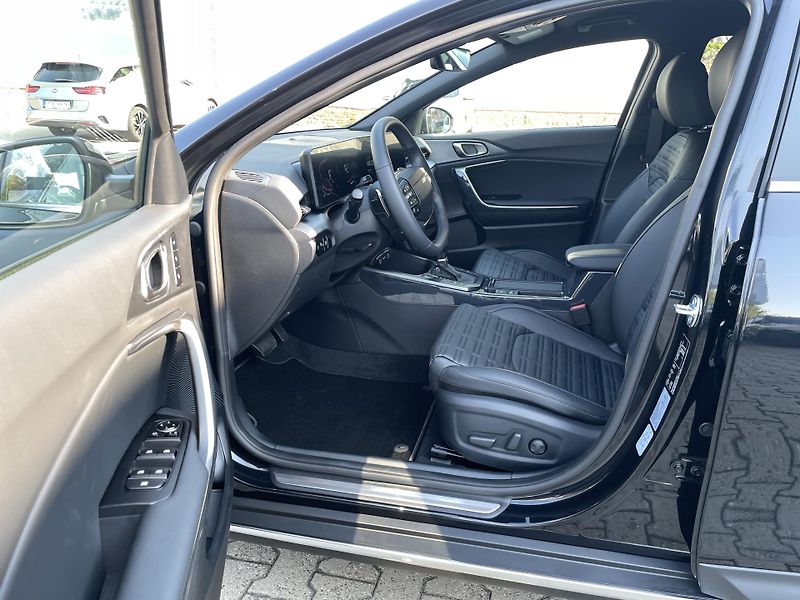 Kia XCeed (2026) 1,6T-GDi 7DCTOP 2027   - fotka 2 z 16