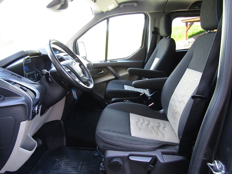 Ford Transit Custom (2016) 2.0 TDCi96kW BEZ KOROZE - fotka 14 z 28
