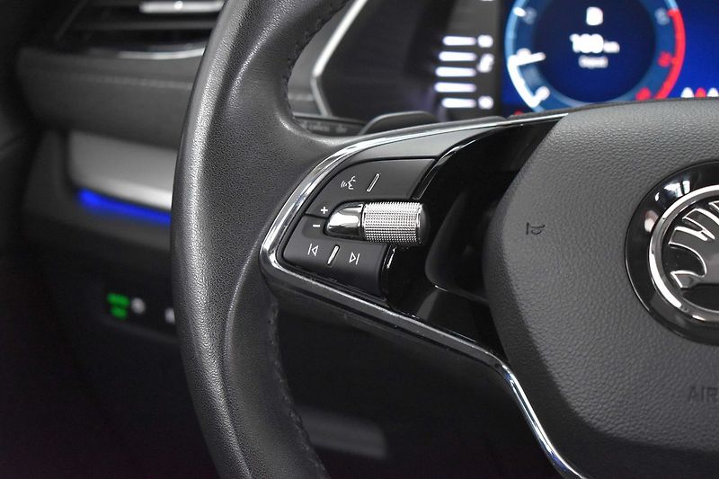 Škoda Octavia 1.5 TSI e-TEC*STYLE*DPH*ČR 1.M - fotka 17 z 41