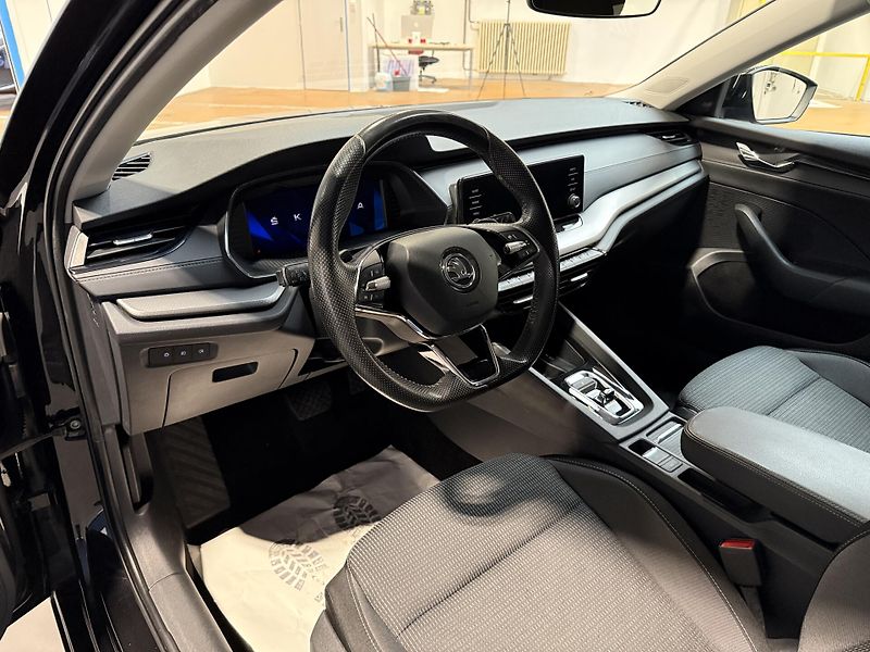 Škoda Octavia 2.0 TDI 85kW DSG Ambition Comb - fotka 5 z 13