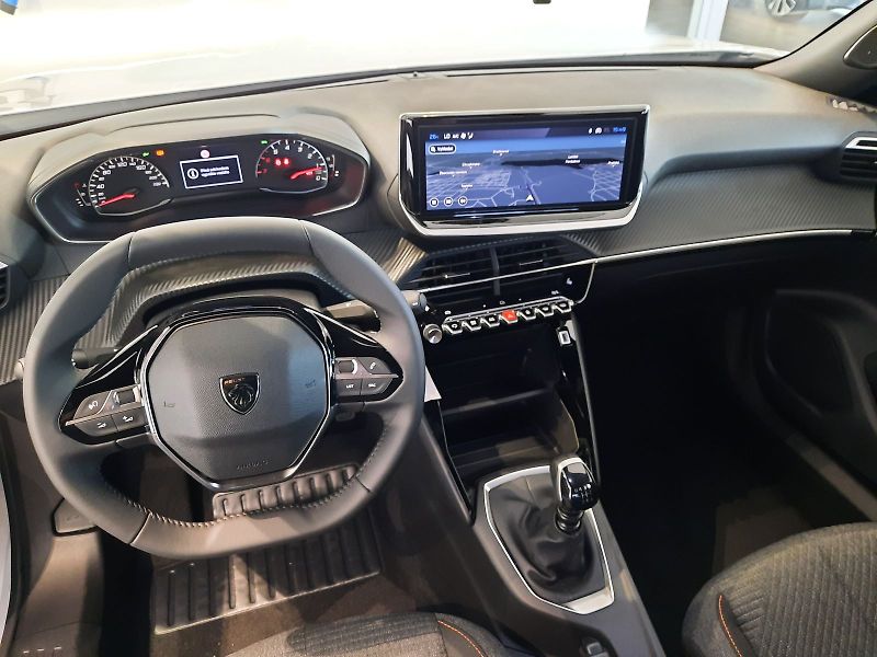 Peugeot 2008 (2026) STYLE 1.2 T 100k MAN6 - fotka 12 z 14