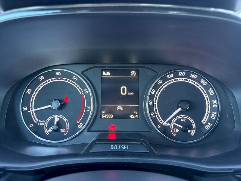 Škoda Fabia (2022) 1.0 MPI 59kW Active - fotka 13 z 35
